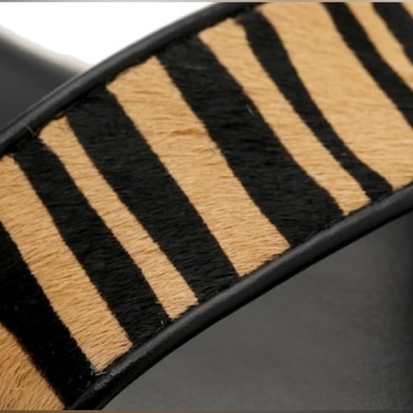 Bleecker & Bond | DSW | Odette Espadrille Platform Wedge Sandal Tiger Print 8.5 - Picture 4 of 7